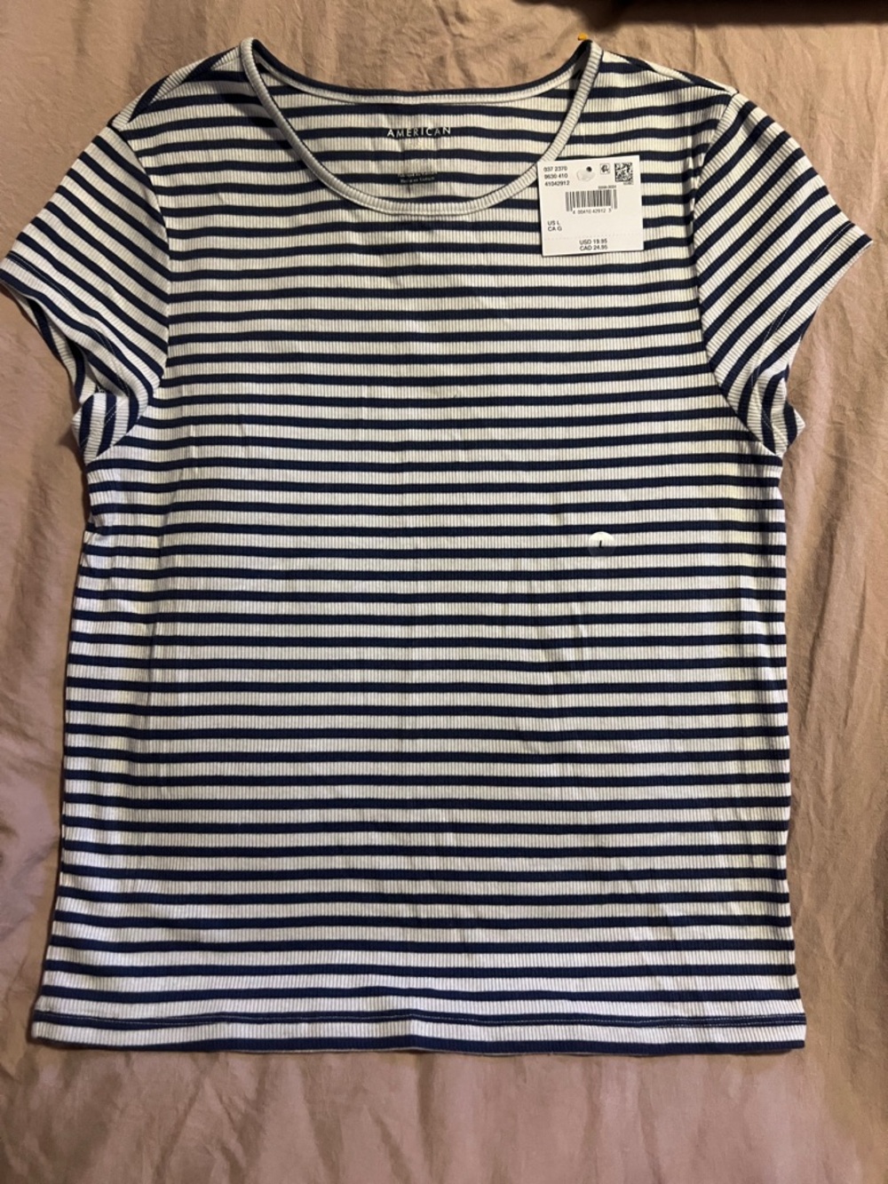 NWT American Eagle Outfitters Navy and White Striped Short Sleeve Tee